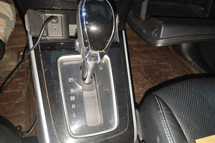 Used Nissan Sylphy 2016 1.6XV CVT Smart Enjoyment Version Gear Lever