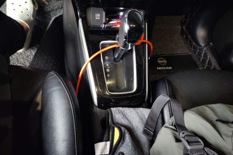 Used Nissan Sylphy 2016 1.6 XL CVT Luxury Edition Gear Lever
