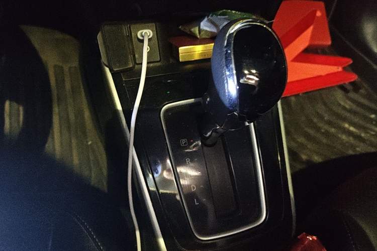 Used Nissan Sylphy 2016 1.6XV CVT Smart Enjoyment Version Gear Lever