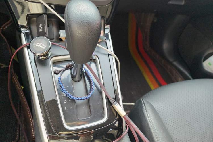 Used Nissan Sylphy 2016 1.6 XL CVT Luxury Edition Gear Lever