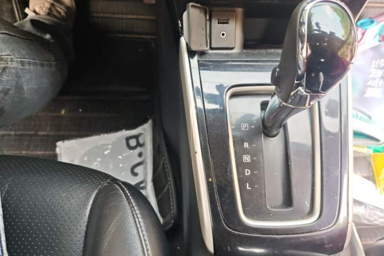 Used Nissan Sylphy 2016 1.6XV CVT Smart Enjoyment Version Gear Lever