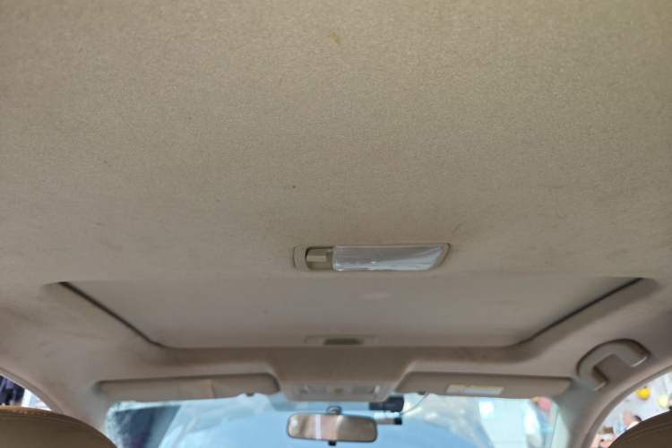 Used Nissan Sylphy 2016 Classic 1.6XE Manual Leading Edition Headliner