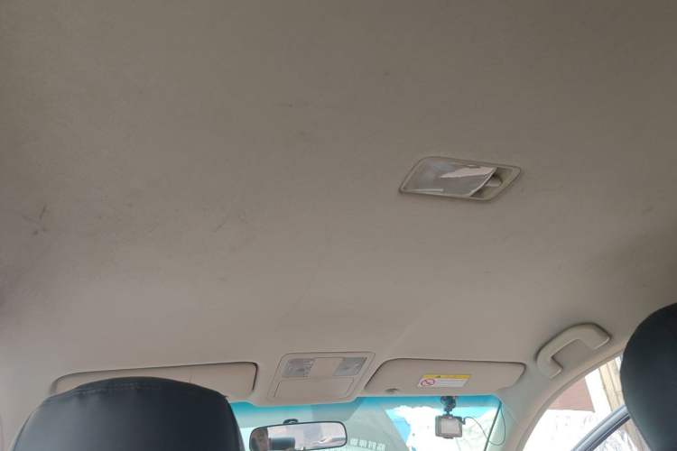 Used Nissan Sylphy 2016 Classic 1.6XE Manual Comfort Edition Headliner