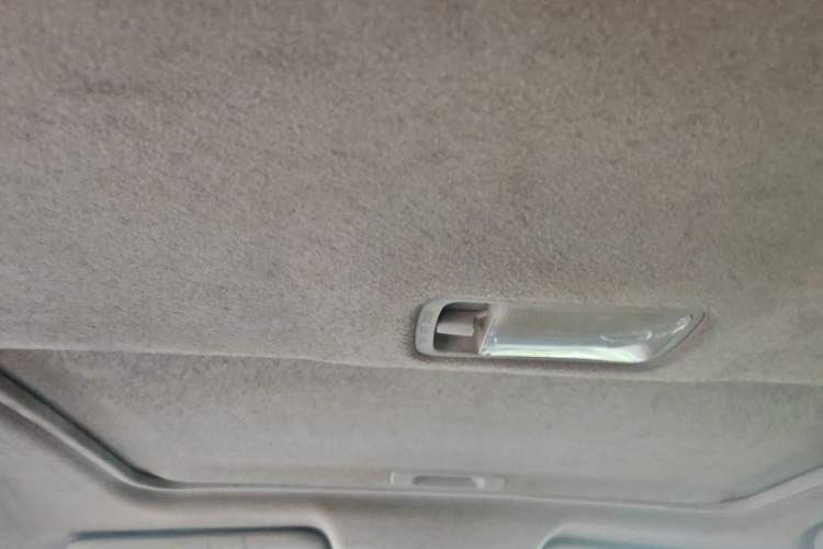 Used Nissan Sylphy 2016 1.6 XL Manual Luxury Edition Headliner
