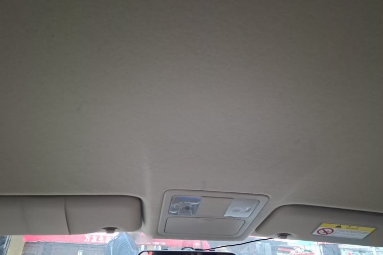 Used Nissan Sylphy 2016 Classic 1.6XE Manual Comfort Edition Headliner
