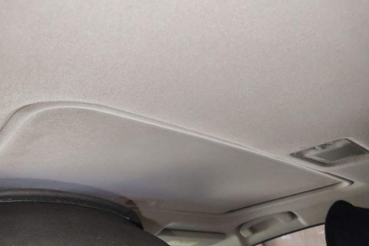 Used Nissan Sylphy 2016 1.6 XL Manual Luxury Edition Headliner