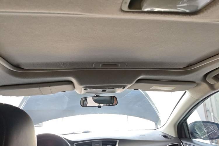 Used Nissan Sylphy 2016 1.6 XL Manual Luxury Edition Headliner