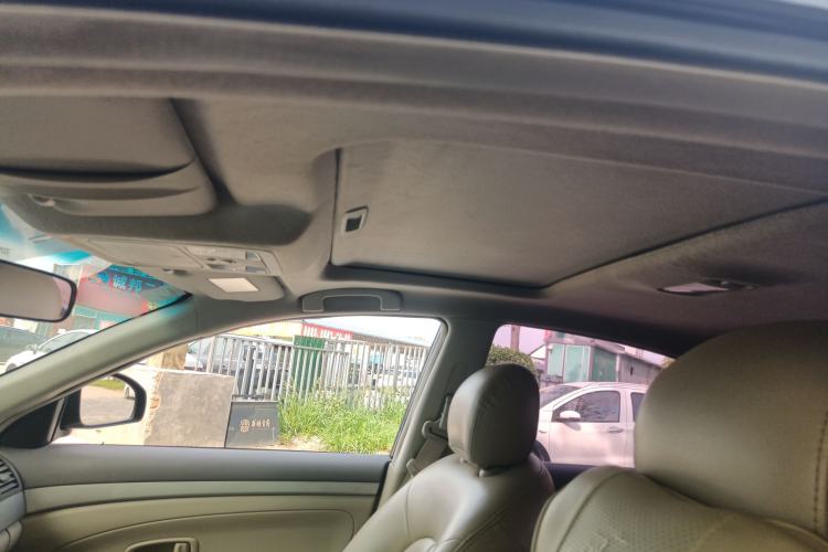Used Nissan Sylphy 2016 Classic 1.6XE Manual Leading Edition Headliner