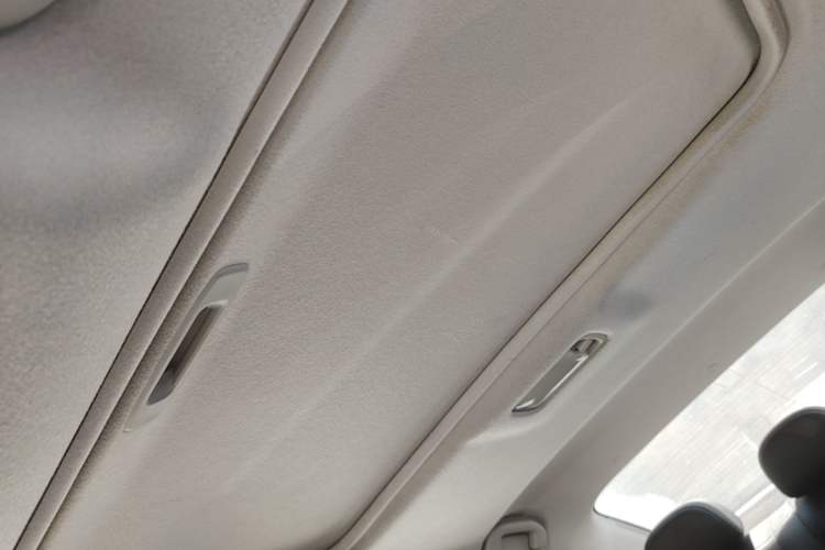 Used Nissan Sylphy 2016 1.6XV CVT Smart Enjoyment Version Headliner