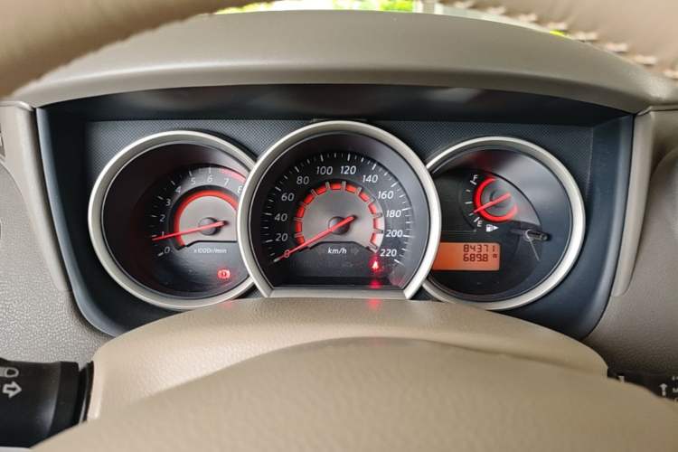 Used Nissan Sylphy 2016 Classic 1.6XE Manual Leading Edition Instrument Cluster