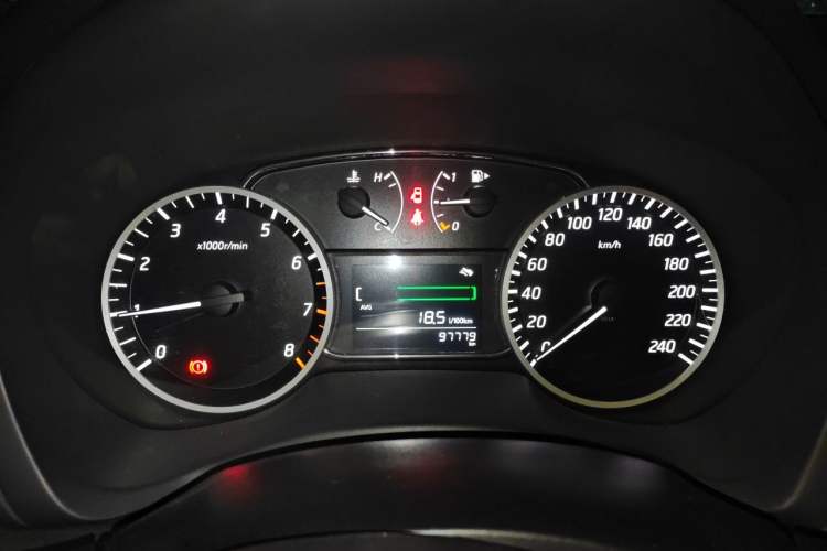 Used Nissan Sylphy 2016 1.6 XL Manual Luxury Edition Instrument Cluster