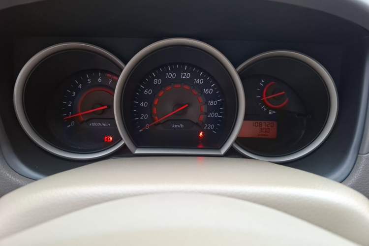 Used Nissan Sylphy 2016 Classic 1.6XE Manual Comfort Edition Instrument Cluster