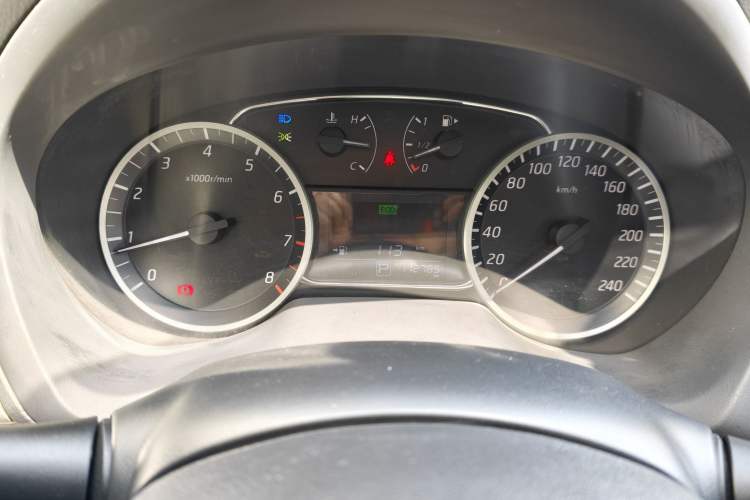 Used Nissan Sylphy 2016 1.6XE CVT Comfort Edition Instrument Cluster