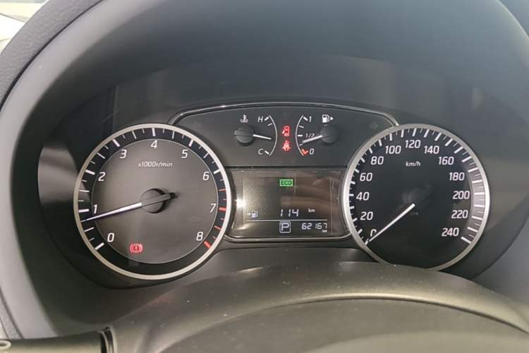 Used Nissan Sylphy 2016 1.6 XL CVT Luxury Edition Instrument Cluster