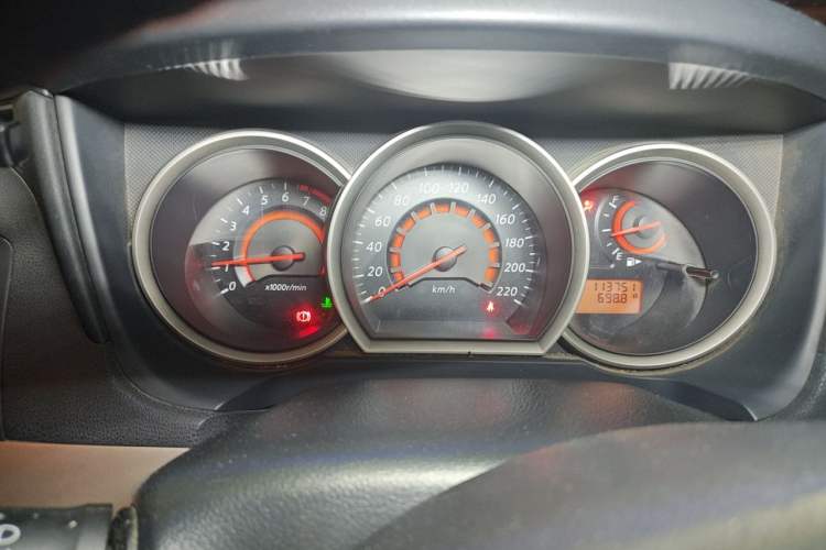 Used Nissan Sylphy 2016 Classic 1.6XE Automatic Leading Edition Instrument Cluster