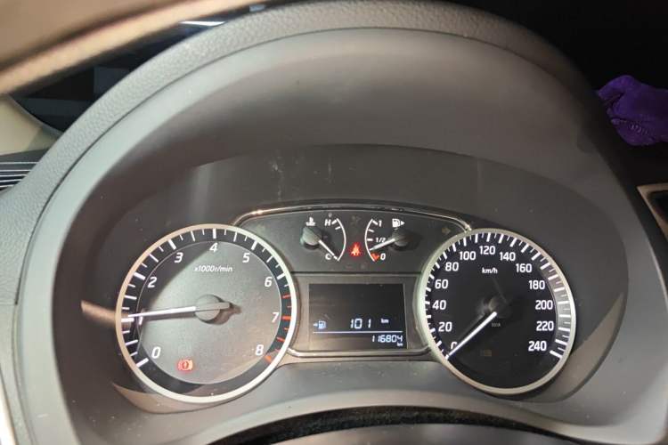 Used Nissan Sylphy 2016 1.6 XL Manual Luxury Edition Instrument Cluster