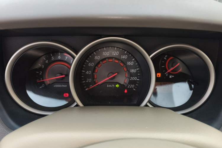 Used Nissan Sylphy 2016 Classic 1.6XE Manual Leading Edition Instrument Cluster