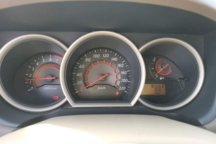 Used Nissan Sylphy 2016 Classic 1.6XE Manual Leading Edition Instrument Cluster