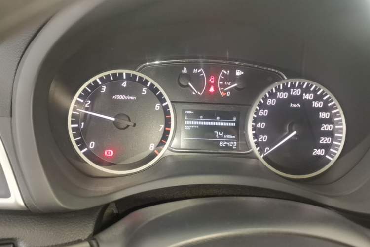Used Nissan Sylphy 2016 1.6 XL Manual Luxury Edition Instrument Cluster