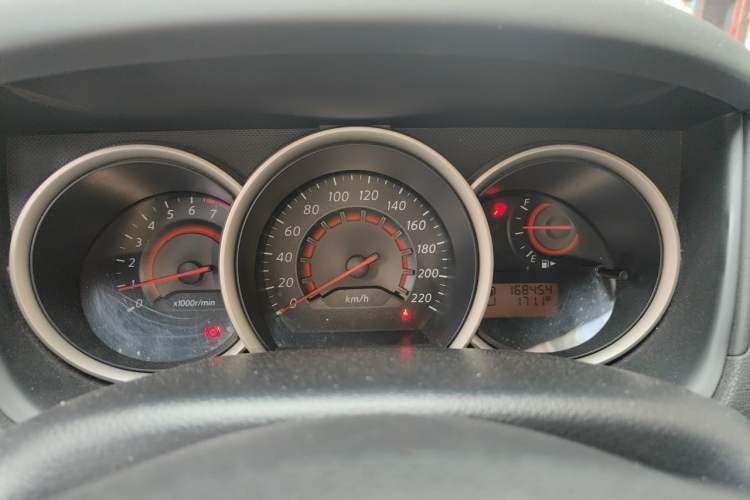 Used Nissan Sylphy 2016 1.6XE CVT Comfort Edition Instrument Cluster