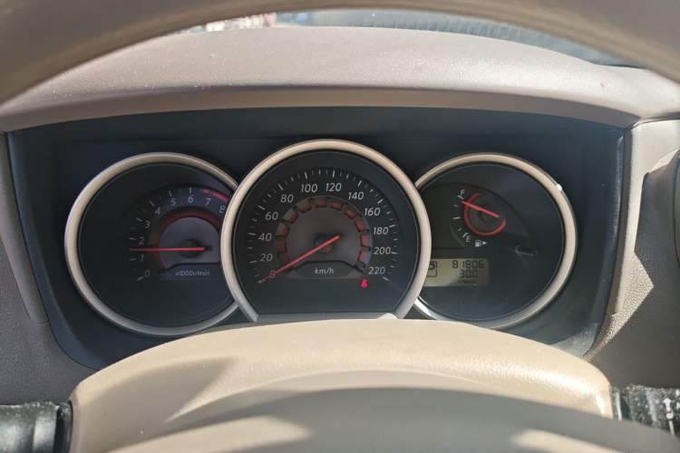 Used Nissan Sylphy 2016 Classic 1.6XE Automatic Comfort Edition Instrument Cluster