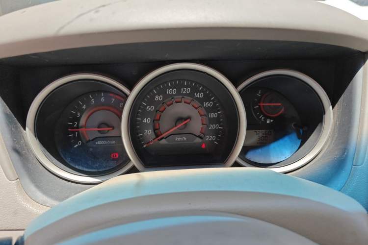 Used Nissan Sylphy 2016 Classic 1.6XE Manual Leading Edition Instrument Cluster