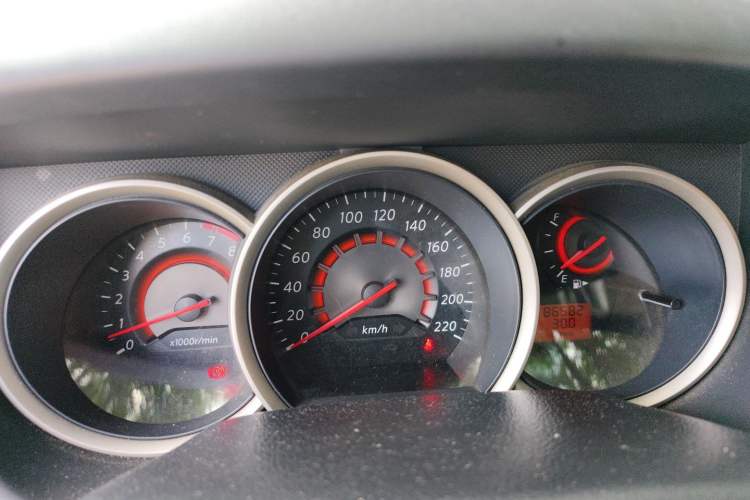 Used Nissan Sylphy 2016 Classic 1.6XE Manual Leading Edition Instrument Cluster