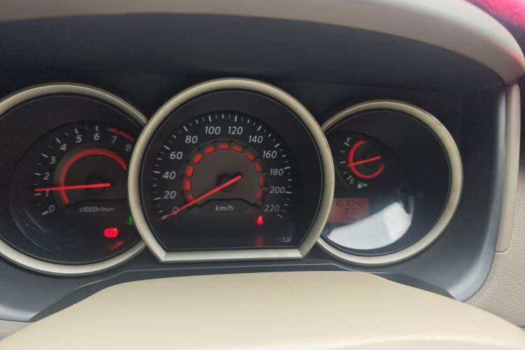 Used Nissan Sylphy 2016 Classic 1.6XE Automatic Comfort Edition Instrument Cluster