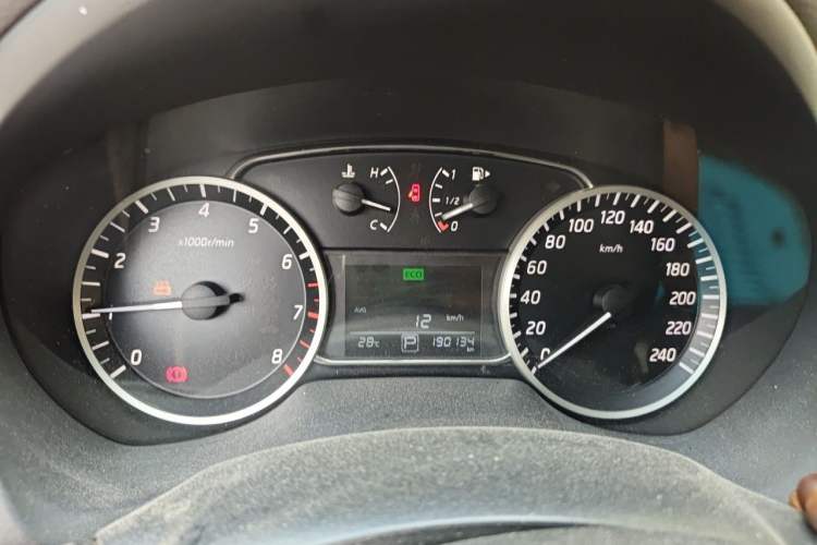 Used Nissan Sylphy 2016 1.8XL CVT Luxury Edition Instrument Cluster