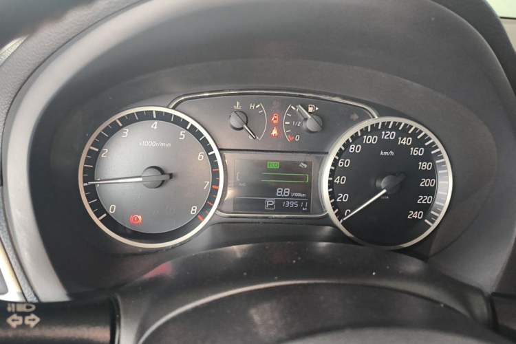 Used Nissan Sylphy 2016 1.6 XL CVT Deluxe Edition Instrument Cluster