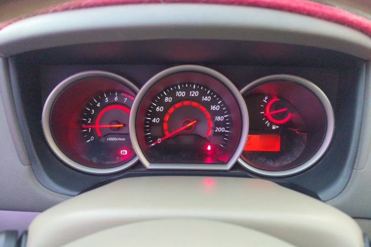 Used Nissan Sylphy 2016 Classic 1.6XE Automatic Leading Edition Instrument Cluster