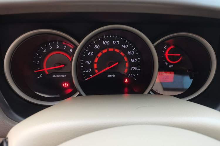 Used Nissan Sylphy 2016 Classic 1.6XE Automatic Comfort Edition Instrument Cluster