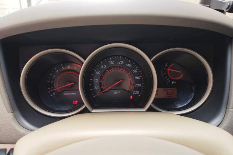 Used Nissan Sylphy 2016 Classic 1.6XE Automatic Leading Edition Instrument Cluster