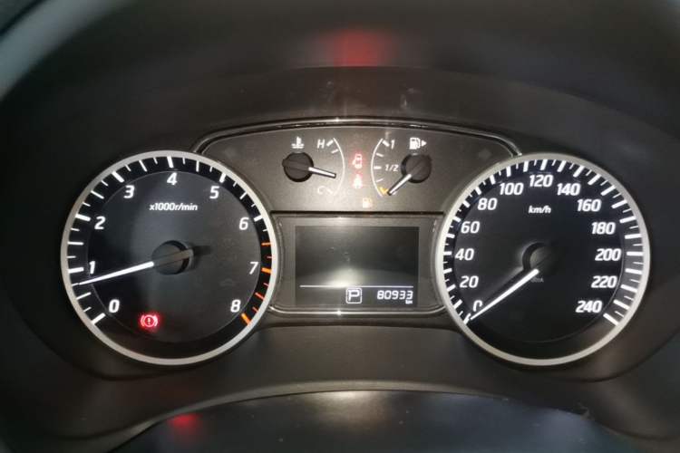 Used Nissan Sylphy 2016 1.6 XL CVT Luxury Edition Instrument Cluster