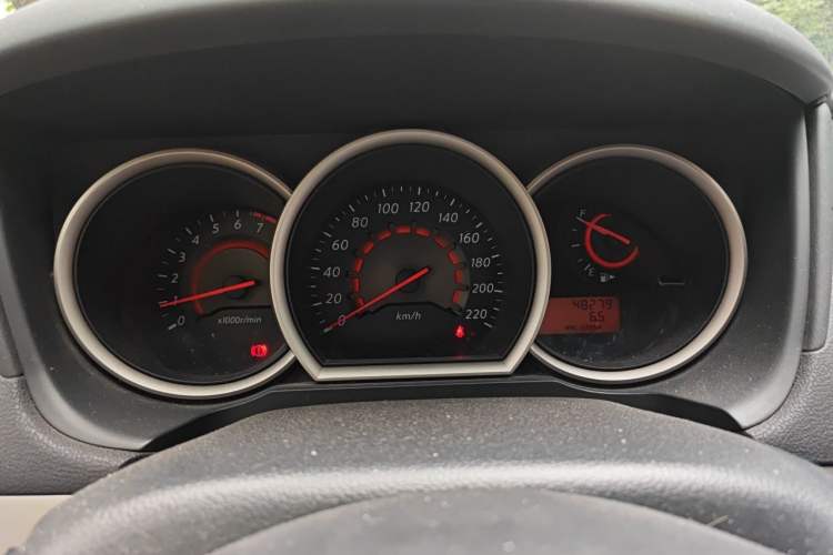 Used Nissan Sylphy 2016 Classic 1.6XE Manual Leading Edition Instrument Cluster