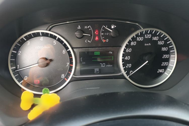 Used Nissan Sylphy 2016 Classic 1.6 XL Automatic Luxury Edition Instrument Cluster