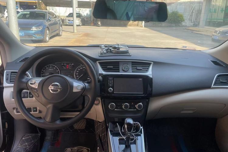 Used Nissan Sylphy 2016 1.6XV CVT Smart Enjoyment Version Interior 1