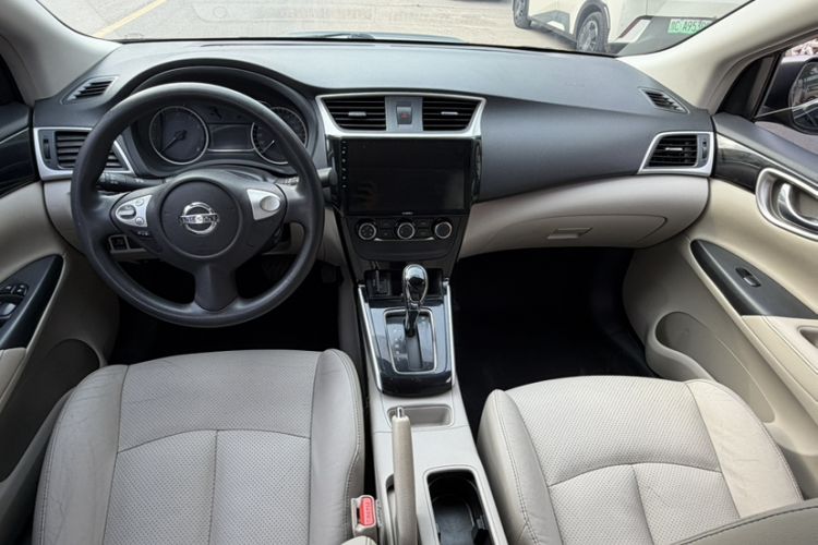 Used Nissan Sylphy 2016 1.6 XL CVT Luxury Edition Interior 2