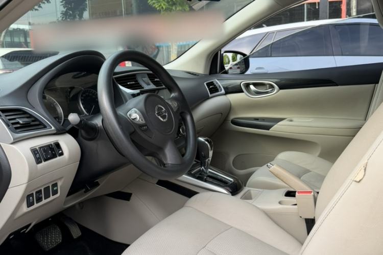 Used Nissan Sylphy 2016 1.6 XL CVT Luxury Edition Interior 3