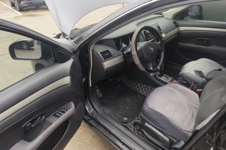 Used Nissan Sylphy 2016 Classic 1.6XE Automatic Leading Edition Interior 3
