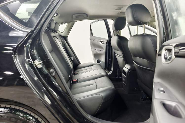 Used Nissan Sylphy 2016 1.6 XL CVT Deluxe Edition Interior 5