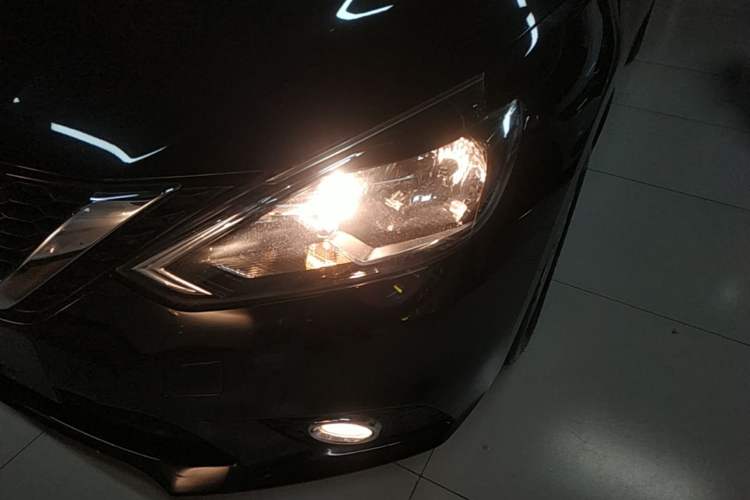 Used Nissan Sylphy 2016 1.6 XL CVT Luxury Edition Left Front Headlight