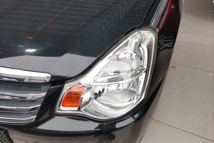 Used Nissan Sylphy 2016 Classic 1.6XE Automatic Leading Edition Left Front Headlight
