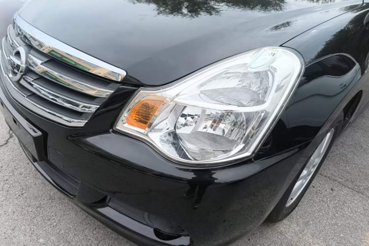 Used Nissan Sylphy 2016 Classic 1.6XE Manual Leading Edition Left Front Headlight