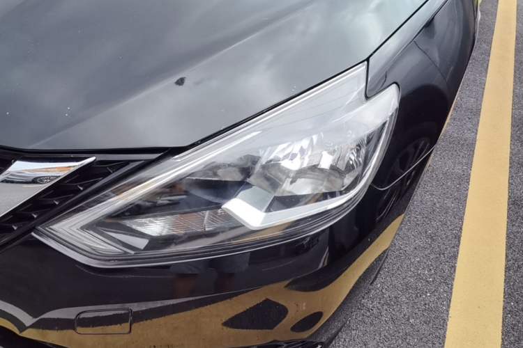Used Nissan Sylphy 2016 1.6XE CVT Comfort Edition Left Front Headlight