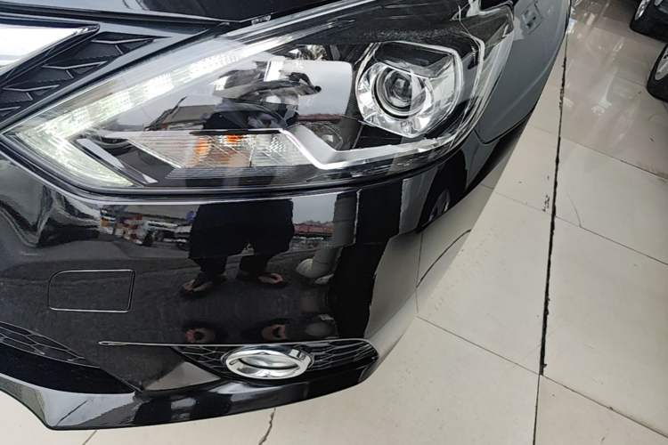 Used Nissan Sylphy 2016 1.6XV CVT Smart Enjoyment Version Left Front Headlight
