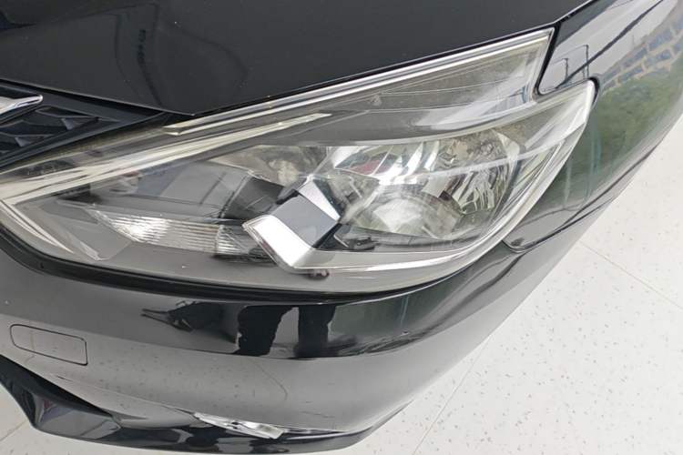 Used Nissan Sylphy 2016 1.6 XL CVT Luxury Edition Left Front Headlight