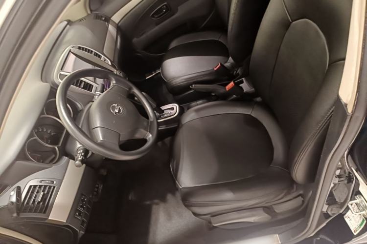 Used Nissan Sylphy 2016 Classic 1.6XE Automatic Leading Edition Left Front Seat