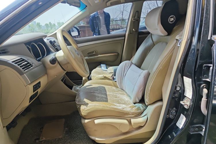 Used Nissan Sylphy 2016 Classic 1.6XE Manual Comfort Edition Left Front Seat