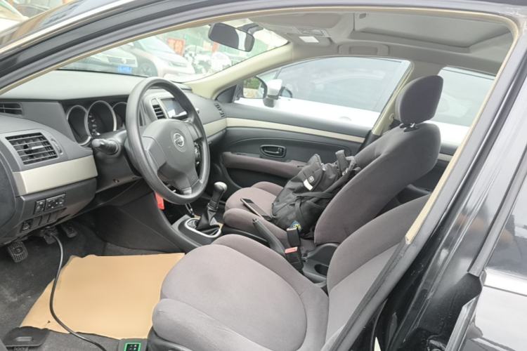 Used Nissan Sylphy 2016 Classic 1.6XE Manual Leading Edition Left Front Seat